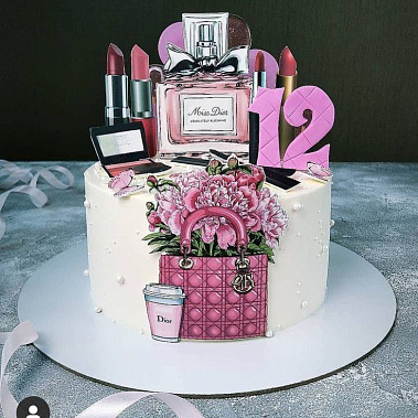 Торт "Косметика" купить - старыйоскол.сладкоежкин.рф